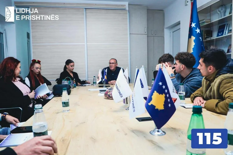 Cupina présente les priorités de la Ligue Pristina pour les jeunes capitaux