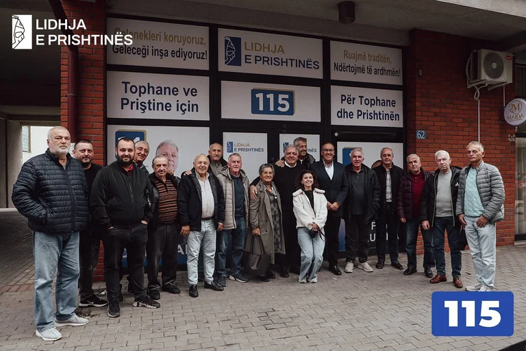 Fehmi Kupina rencontre des citoyens à Tobhane : Nous avons promis de faire de notre mieux pour maintenir les valeurs et les traditions de notre quartier