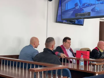 Muslimani in Vukasinović zagovarjajo nedolžne napade na novinarje v Leposaviqu