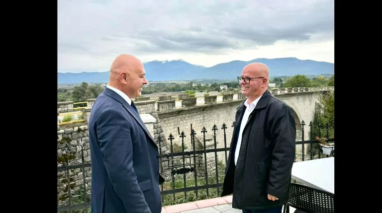 Smajl Latifi pour Ardian Gjin : Je l'ai félicité et je me suis félicité de la grande victoire de dimanche
