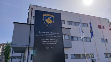 Aktakuze proti osebi na Peči za posedovanje približno 1 kg marihuane in nezakonitega orožja