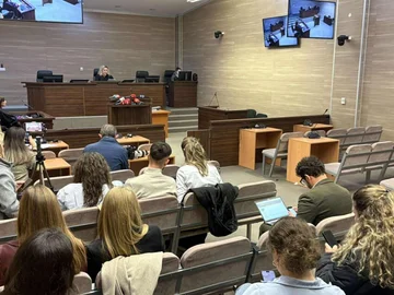 Mujka Muzliukaj manjka prvo zasedanje o zlorabi dolžnosti