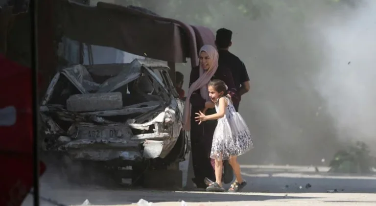 Deux ans de guerre à Gaza : Un enfant tué toutes les 52 minutes par l'offensive israélienne