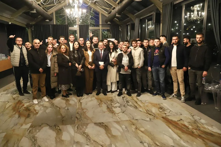Ferit Idrizi: Il ne se développe que lorsque la jeunesse avance