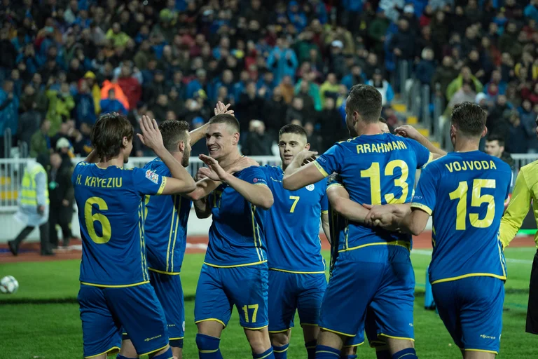 Kosovë-Greqi mund të luhet në Itali