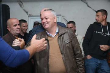 Volilno srečanje v soseski Beriša, prebivalci izražajo podporo Agron Kuci