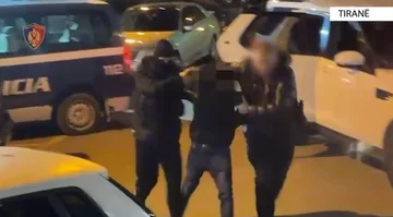 Premestitev konoplje na območju Kamze, tri osebe so aretirane
