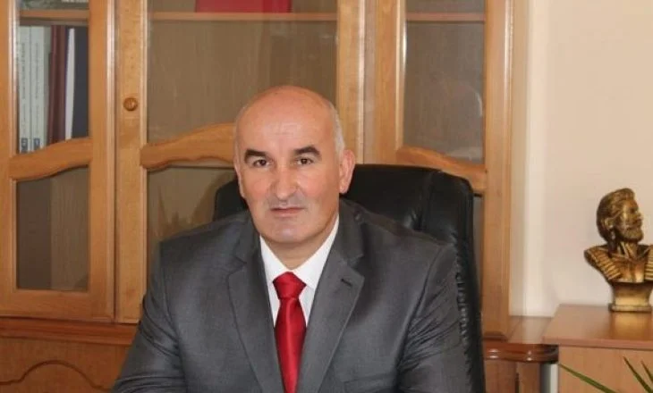Kryetari i Vitisë thotë se gjendja është rënduar atje, kërkon ndihmën e Qeverisë për ushqim e medikamente