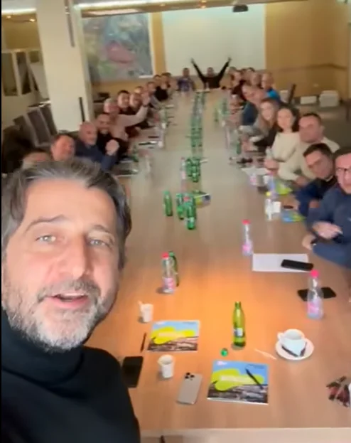 Rama progresse lors d'une réunion avec les agences LDK : Équipe la plus forte, pour Victory Beyond