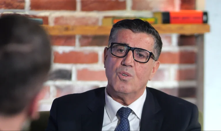 Lutfi Haziri: L'esprit de la Constitution appelle à la coopération et non au blocus politique