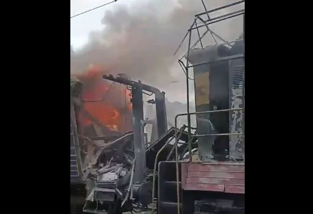 Zelensky: Une violente attaque russe contre des civils a été frappée par un train plein de passagers (VIDEO)