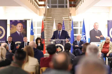 Daut Haradinaj: Zgornji in nizki trdni pečati zapečateni nekonvencionalna zmaga sindikata