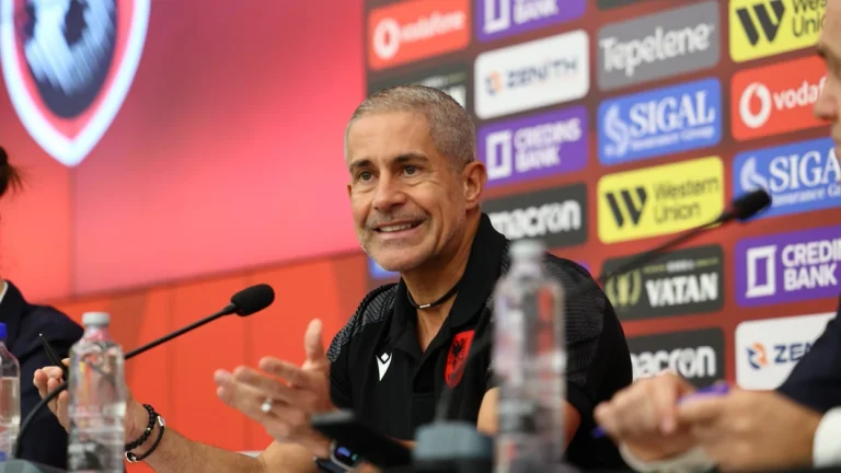Sylvinho: Szerbia megbotlik, de én hiszek a csapatomban