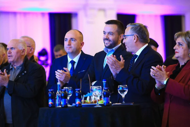 Arian Tahiri: Több orvos, több gyógyszer és kevesebb elvárás Mitrovica polgárai számára