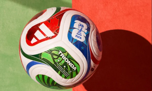 “A FIFA felfedezi a világbajnokságon használandó labdát