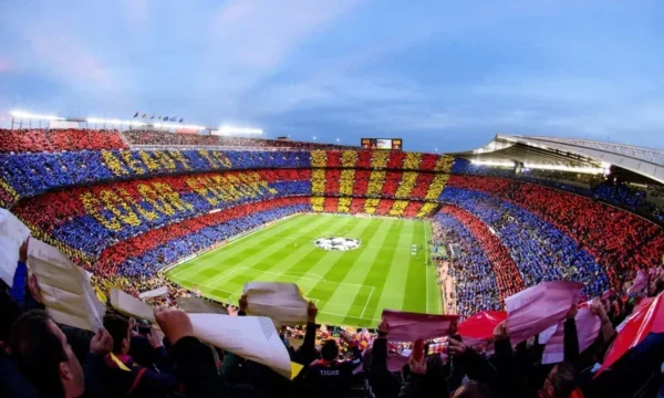 Barcelona megerősíti a késedelem visszatérését Camp Nou