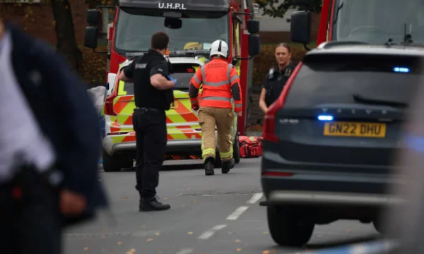 Incident közelében egy zsinagóga Manchester: Négy sebesült, gyanúsított lelőtte a rendőrség