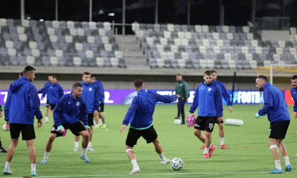 A Fény kiadja a Cups hivatalos alapítását a Konferencia Ligában