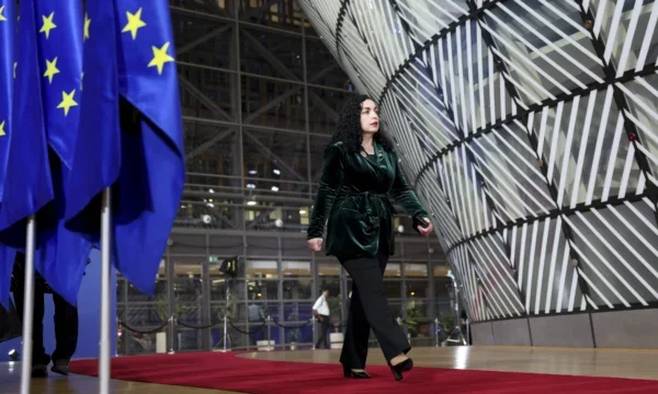 Osmani Koppenhágában az Európai Politikai Közösség csúcstalálkozóján, az EU összhangba hozza Koszovót