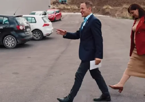 Ferit Idrizi látogatja meg a Vushtrria üzlet: Példa a tisztelet és együttműködés építettünk