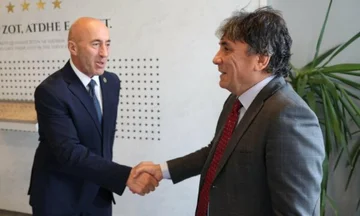 Haradinaj se sestane z italijanskim veleposlanikom, govori o političnem dogajanju.