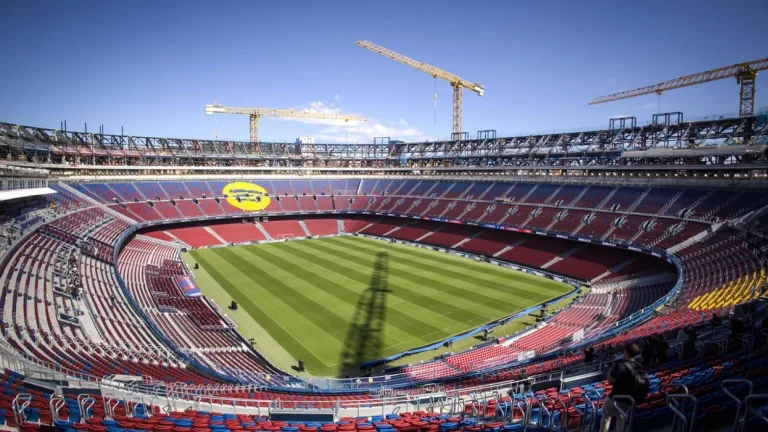 Megint baj van a stadionnal, Barcelona új dátumot ad vissza “Camp Nou”