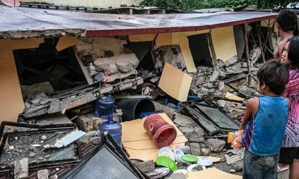 Legalább 69 halott a Fülöp-szigeteki földrengés után.