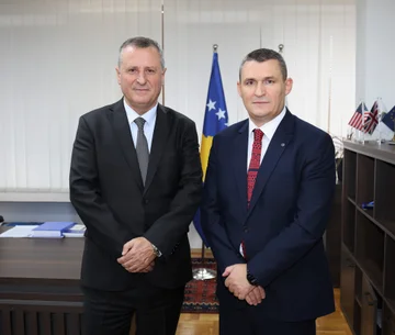 Isufaj se sestane z Altinom Dumanijem SPAK: podpora posebnemu tožilcu v boju proti kriminalu in korupciji