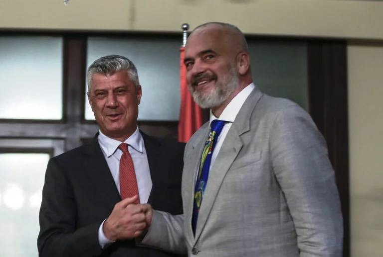 라마: 특별한 Thaci에 대한 합동 해결책을 위한 Kosovo에 수시로 들리지 않습니다