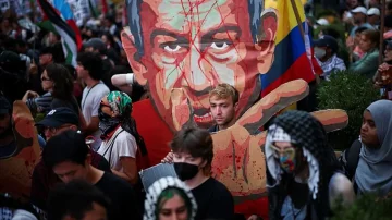 Tukaj je požar, veliki protesti v New Yorku zaradi Netanjahovega govora v ZN.