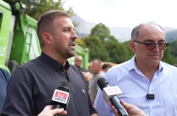 Rasim Demiri iz Shaqira Totaja se skupaj pojavi na dogodku za Bošnjake