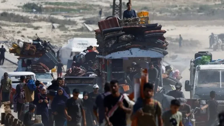 이스라엘 군대 : 약 700 천 팔레스타인이 Gaza City 남쪽에 갔다