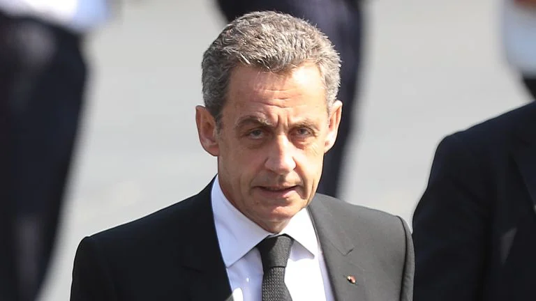 Nicolas Sarkozy는 리비아 관련 재판에서 범죄 행위의 guilty를 발견했습니다