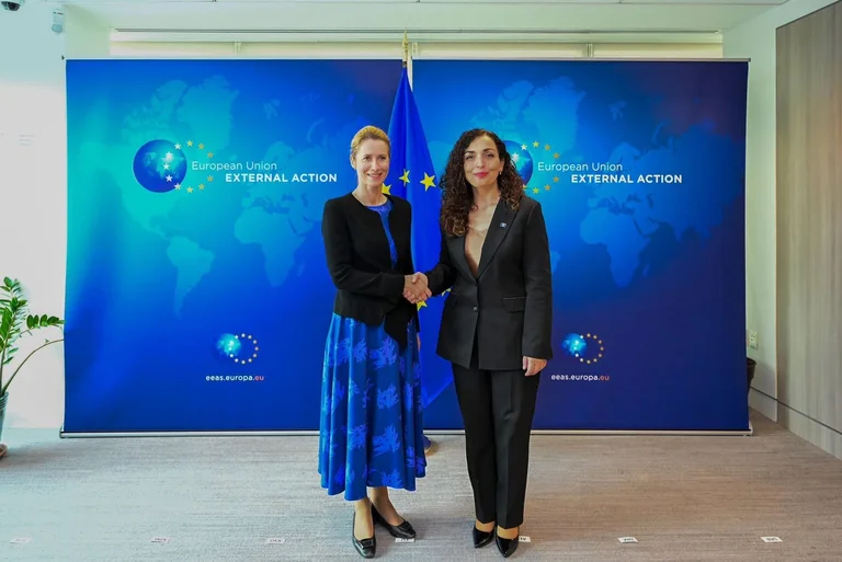 Osman은 Kallas를 다시 Kosovo에 EU 조치를 제거합니다