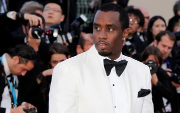 Den nya anklagelsen mot Diddy: “Han kränkte designern i 10 år”