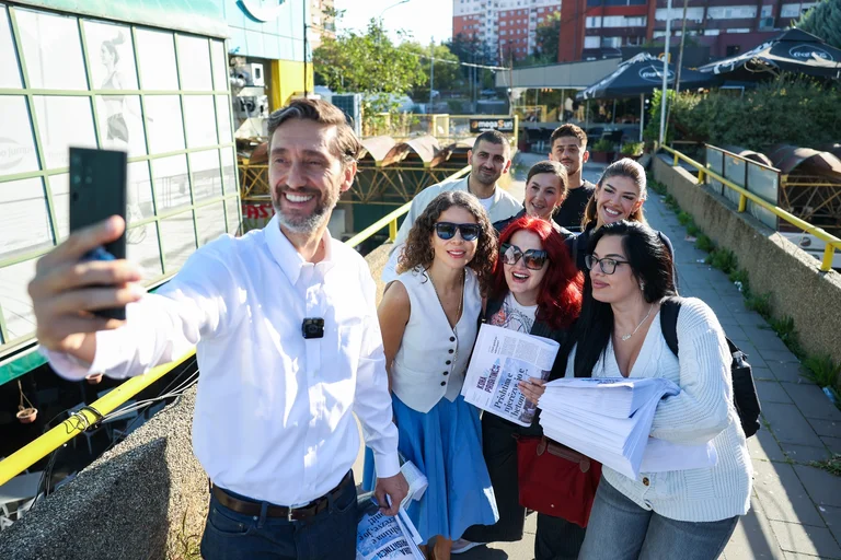 Ismaili Uran는 Pristina neighbourhoods에 자신의 솔루션을 볼 수있는 시민을 초대합니다. 이것은 플랫폼 링크입니다.