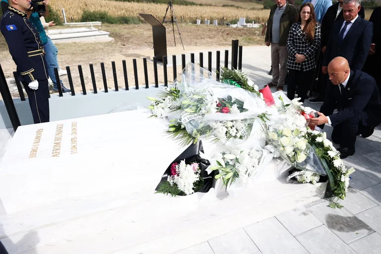 Haradinaj : 아프리카의 희생 Bulnjak은 Kosovo의 영구 명예입니다.