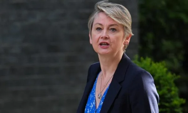 Britain warns Israel not to retaliate for recognition of Palestinian citizenship