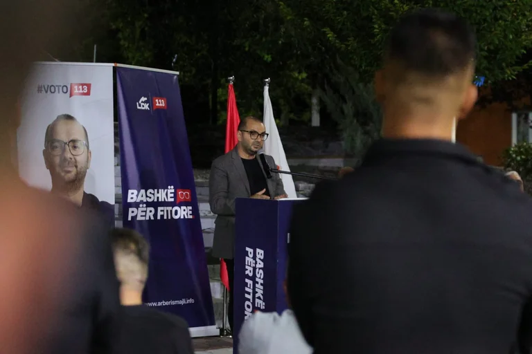 Арбер Исмаили посещава селата Гилан: Заедно сме непобедими