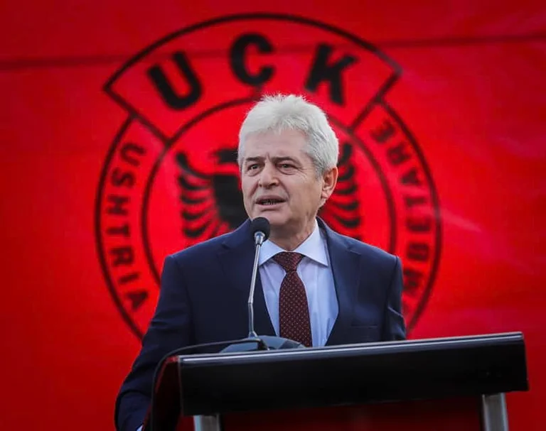 Αχμέτι για τους πρώην ηγέτες του KLA: το Κοσσυφοπέδιο έχει ευθύνες γι' αυτούς και όχι για τους απλούς ανθρώπους