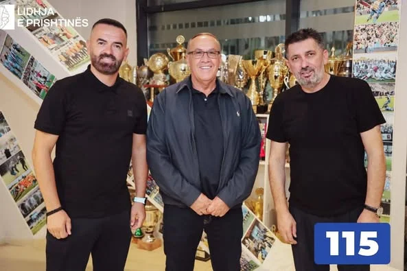 Fehmi Cupina expande o programa de reconstrução do “estádio, Fadil Vokri”
