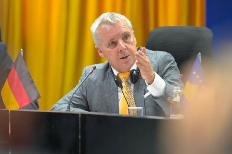Rohde împărtășește poziția lui Reiffenstwell: Mesaj clar de la Berlin