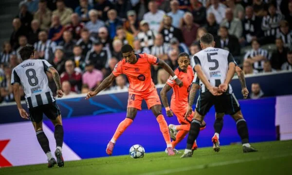 Rasford brilla con dos objetivos, Barcelona triunfa en St. James Park versus Newcastle