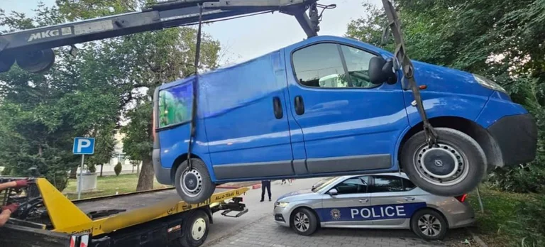 Cinci şoferi din Ferizaj sunt brevetaţi, comit încălcări grave ale traficului.