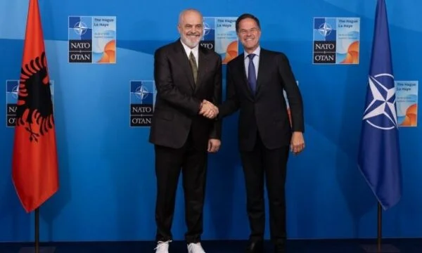 Edi Rama in Brüssel, trifft sich heute mit NATO-Chef Mark Rutte