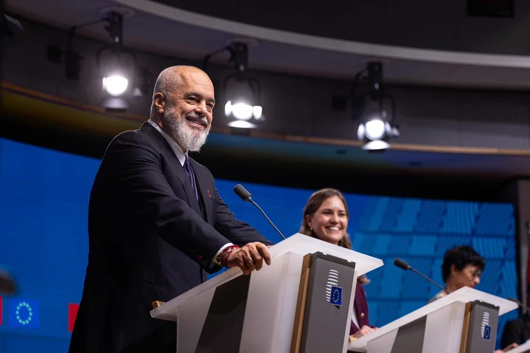Rama de la Bruxelles: Albania a deschis 28 de capitole de negociere în 11 luni, record absolut