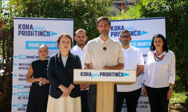 Uran Ismaili mesaj pentru femeile şi fetele din Pristina: Vom reveni de securitate în oraș, cu străzile luminate și nu rătăcitori