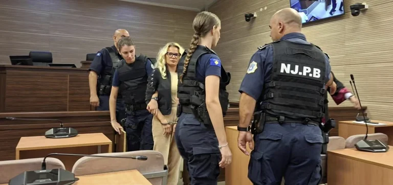Jelena Djukanovic pledează nevinovată pentru spionaj.