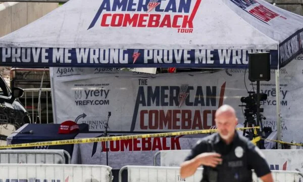 La recherche de l'auteur de l'assassinat du militant conservateur Charlie Kirk se poursuit