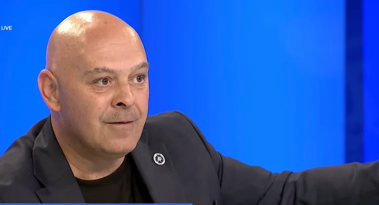 Ginny: J'ai encore du travail sur Gjakova, les citoyens me soutiennent pour un autre mandat